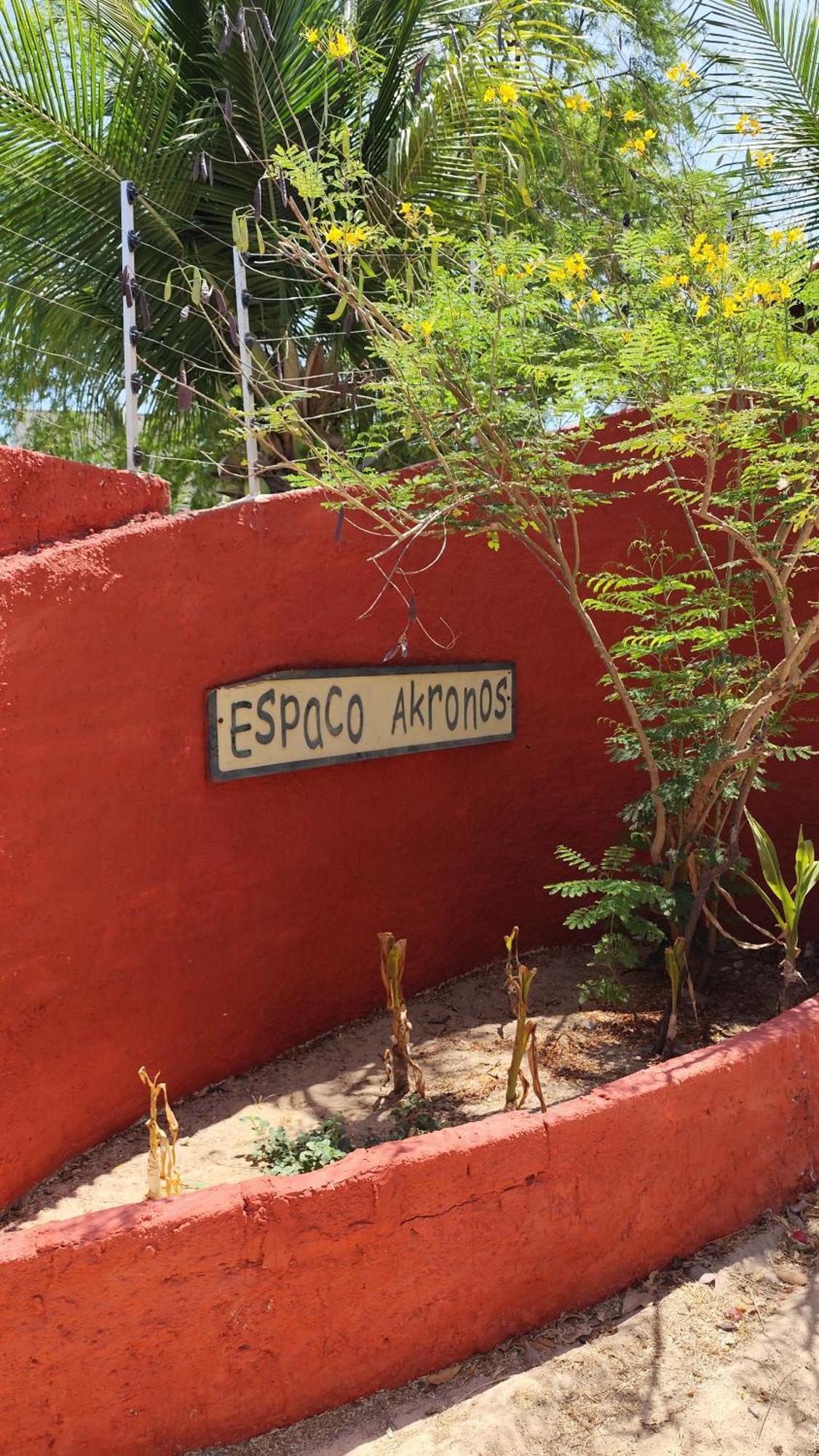 Espaco Akronos Residence 卡诺格布拉达 外观 照片